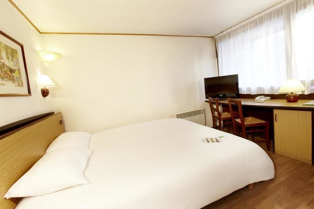 Ampaline Hotel - Perigueux Boulazac Exterior photo